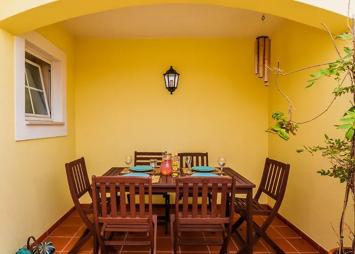 Burgo Dom Afonso V Golf & Casa de Férias *